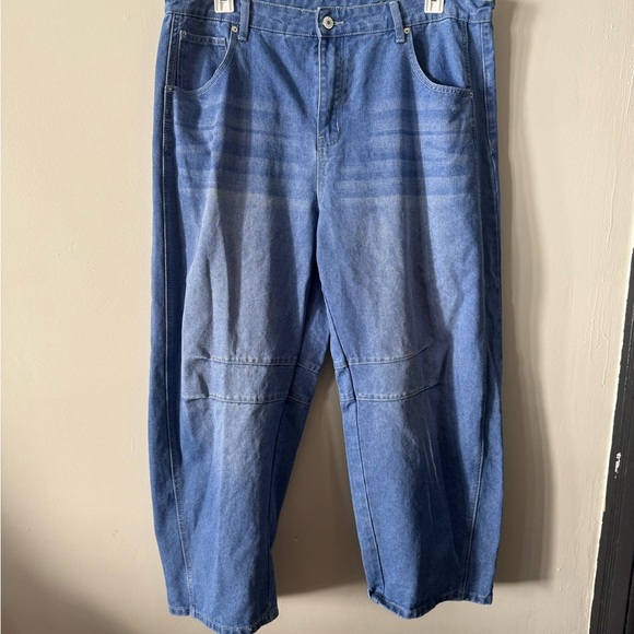 Y2K Wide Leg Cropped Jeans Light Wash Fashion Denim SEE MEASUREMENTS - Picture 1 of 5